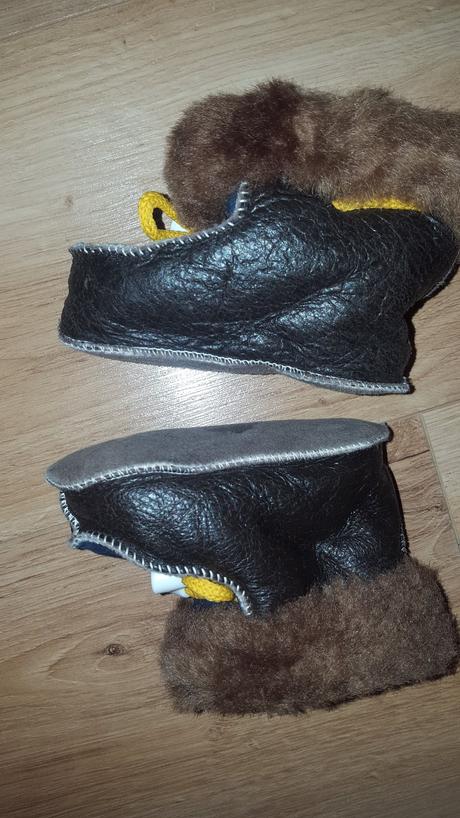 Kožené papučky, 20