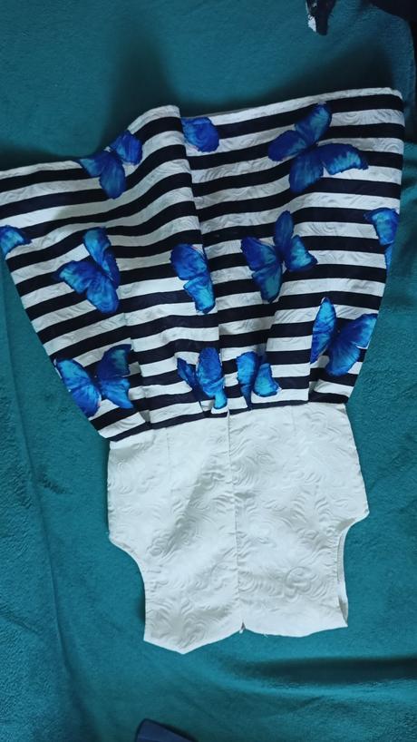 Dievcenske saty, 110