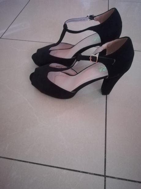 Balík sandálok veľ. 41 už aj s poštou, 41