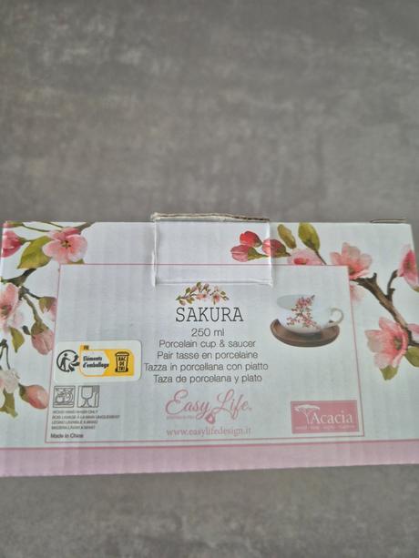 Sakura salka na caj, 