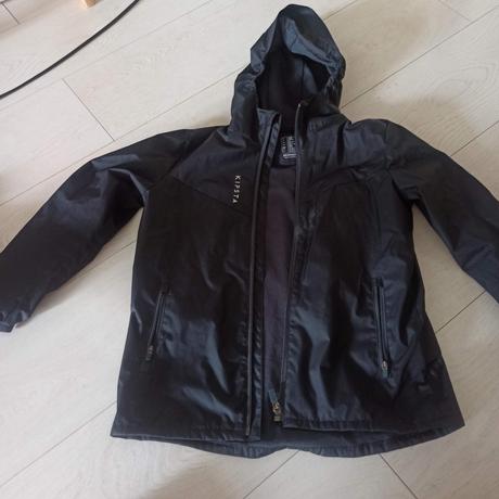 Tenká vetrovka na leto jesen, decathlon,128