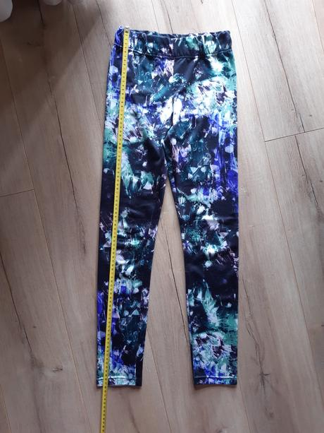 Športové legíny s, s