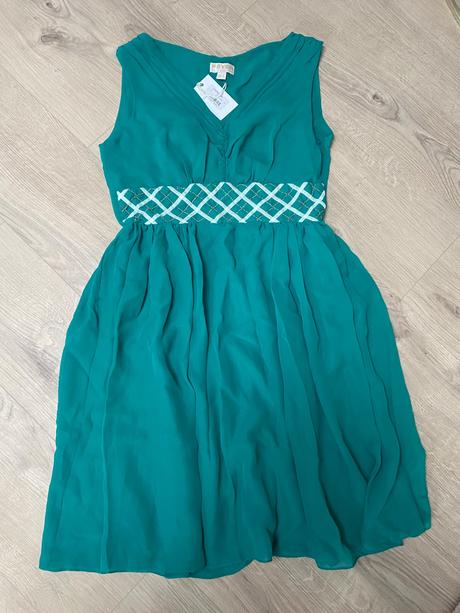 Elegantné šaty, 40