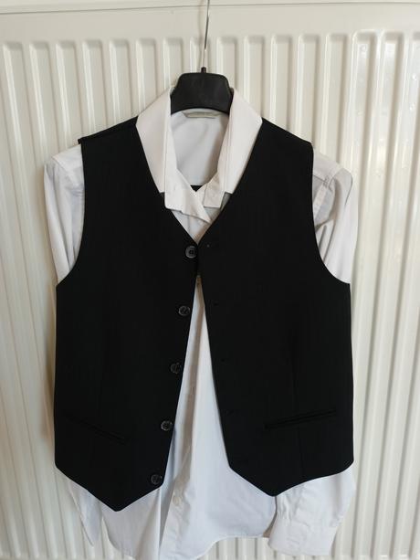 Nohavice s vestou, 158