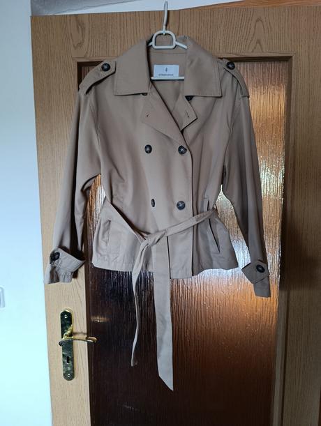 Trenckot kratky m, stradivarius,m