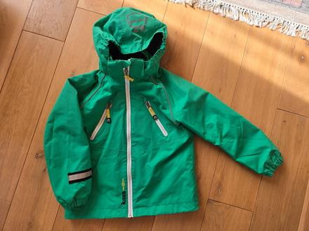 Pekna outdoorova bunda/vetrovka, 122