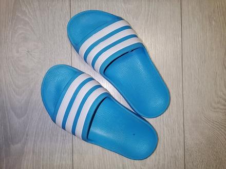 Detské šľapky adidas č. 29/30, adidas,30