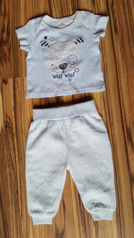 Detske tricko a teplaky, early days,68