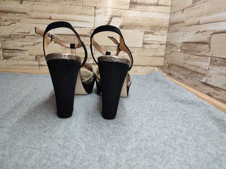 Baťa insolia 41 - dámske kožené sandále, baťa,41