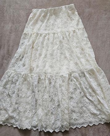 Krásna čipková sukňa reserved, reserved,l