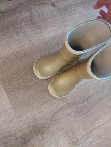 Gumaky barefoot zlate, bergstein,23