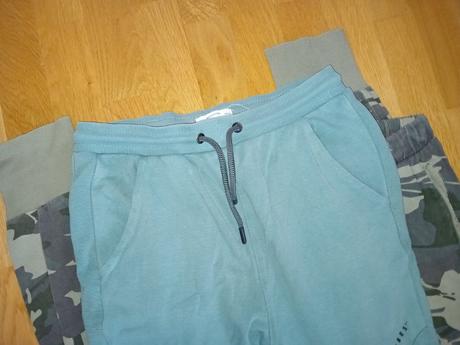 2ks tepláky, reserved,164