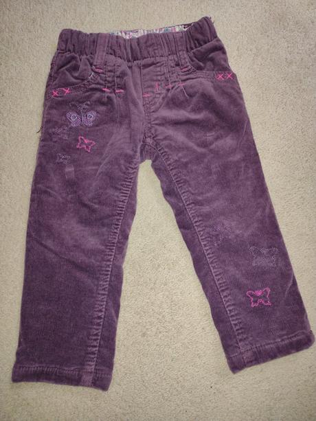 Hrubé menčestrové nohavice pre útle dievčatko, 80