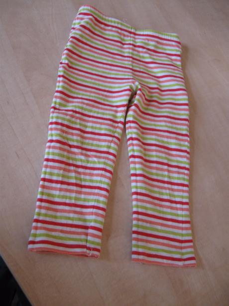 Pásikované legínky, 104, 104