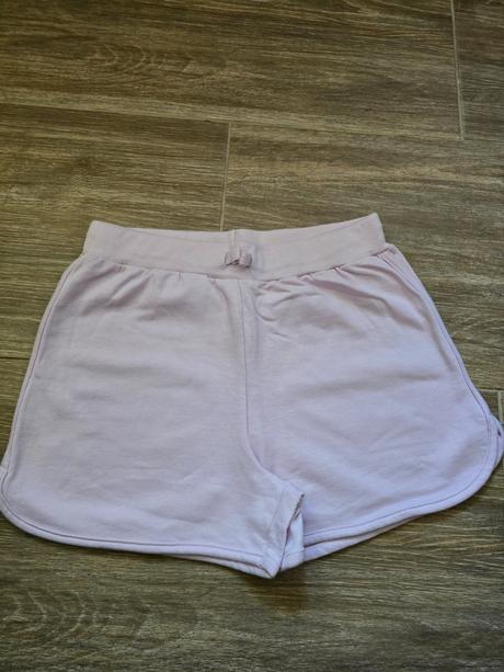 Šortky č.158, sinsay,158