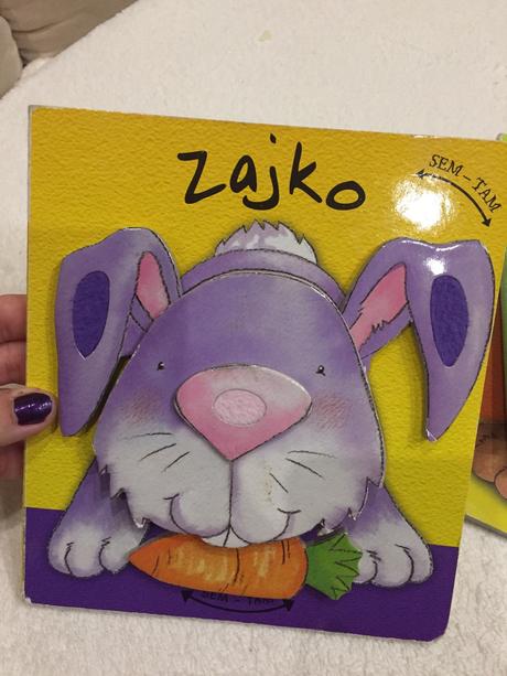 Seria kniziek s pohybujucimi sa hlavickami, 