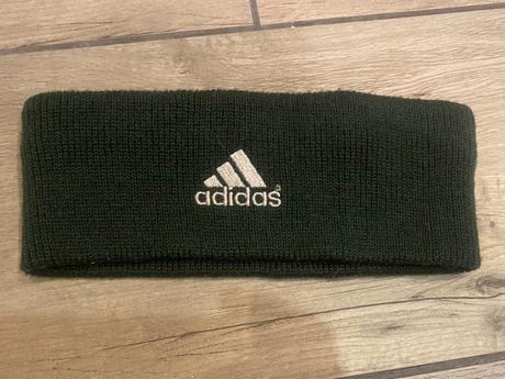 Adidas čelenka, adidas