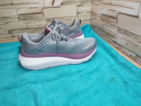 Saucony 42,5 - dámske bežecké tenisky, 42