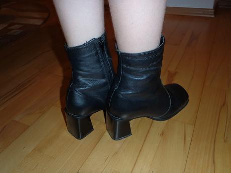 Kožené kotničky., 37