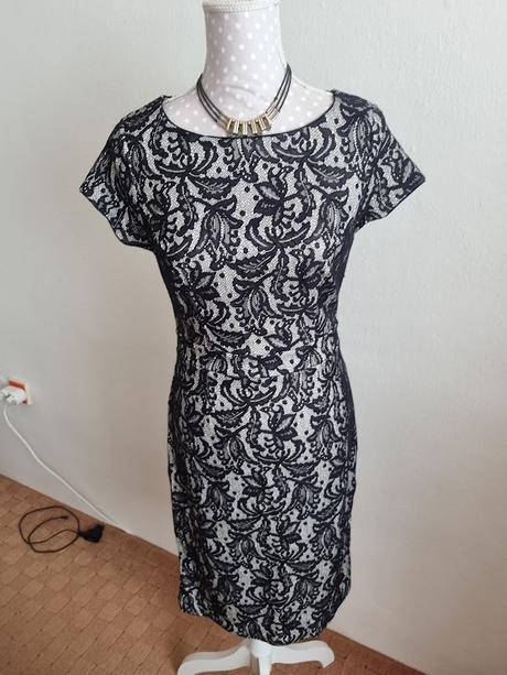 Púzdrové šaty so vzhľadom čipky 38, f&f,38