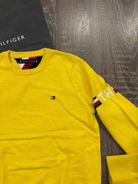 Tommy hilfiger frajersky svetrik č.116, tommy hilfiger,116