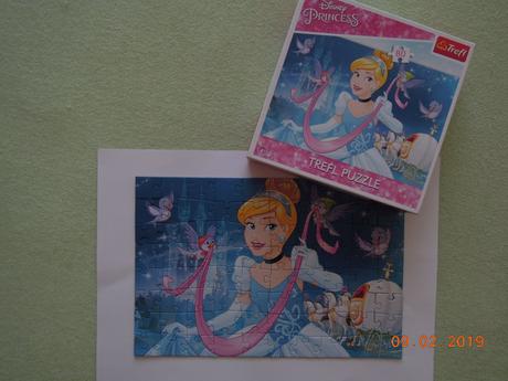Puzzle popoluška (80 dielikov), 