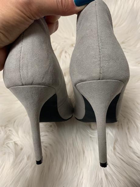 Semišové sivé lodičky značky reserved, reserved,40