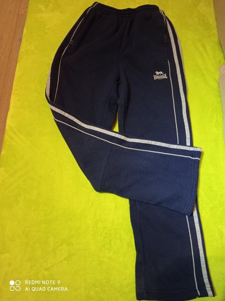 Chlapčenské zateplené tepláky, lonsdale,140