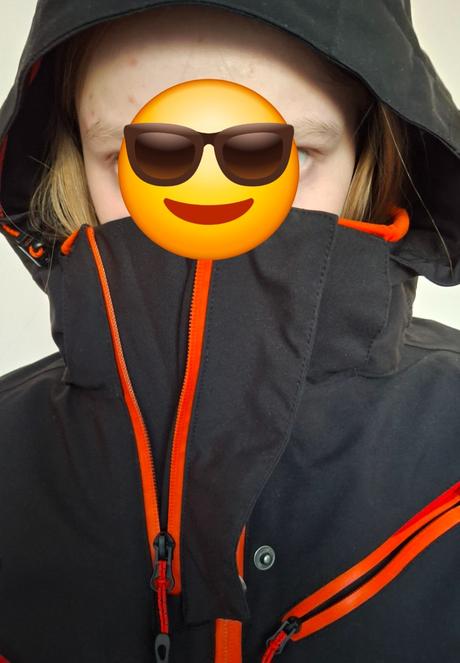 Dámska zimná čiernočervená bunda killtec, 34