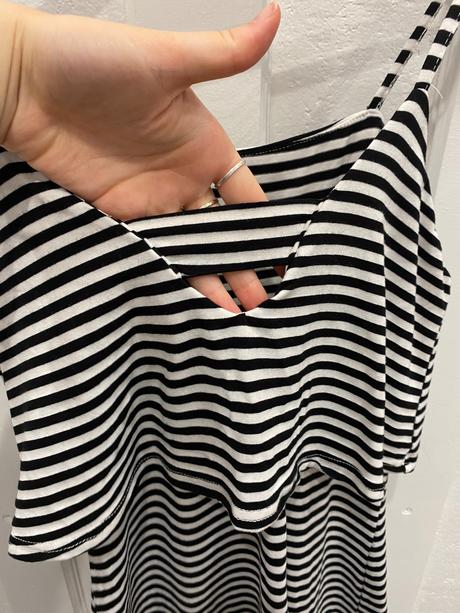 Páskované šaty, gate,s