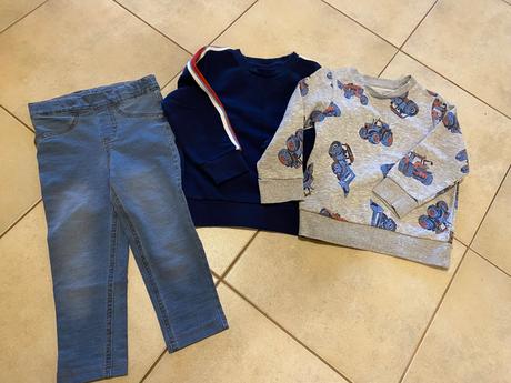 Mix oblečenia 104- darujem, 104–116