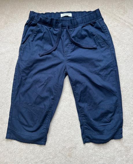 Kraťase ľahký materiál, lindex,152