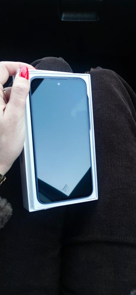 Predám samsung galaxy a35 8g/256 gb, samsung