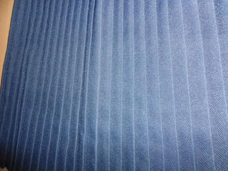 Tmavomodra zavinovacka, xs