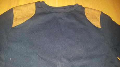 Modrá mikinka, rebel,98