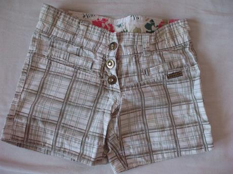 Dvoje kraťasy, c&a,140