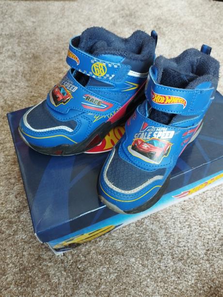 Členkové tenisky na suchý zips hot wheel, deichmann,27