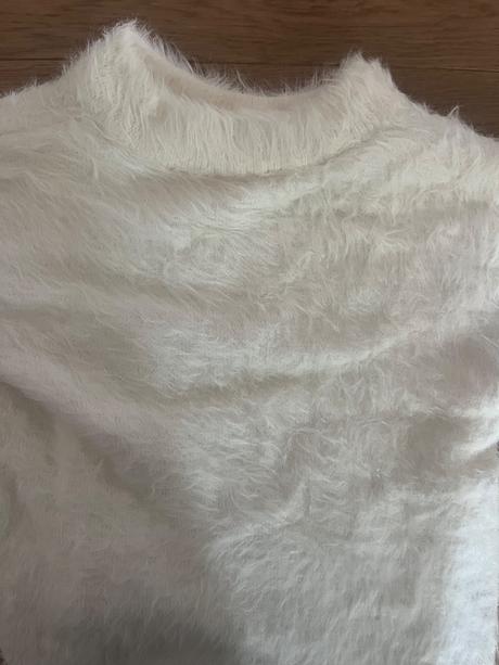 Svetrik fluffy, h&m,146