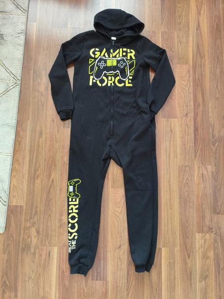 Teplákový overal, chapter young,158