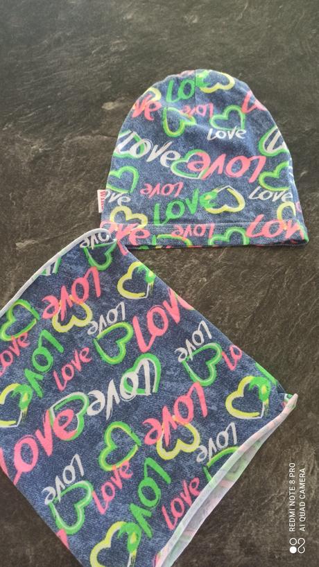 Čiapka + nákrčník, 74