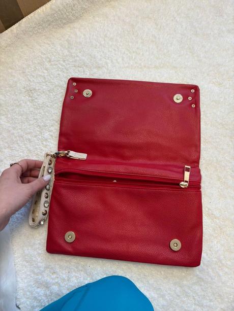 Kabelka, river island