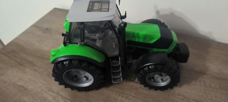Traktor bruder deutz agrotron x720, 