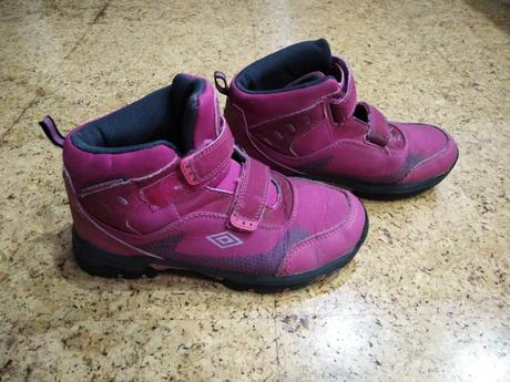 Celoročná obuv, umbro,35