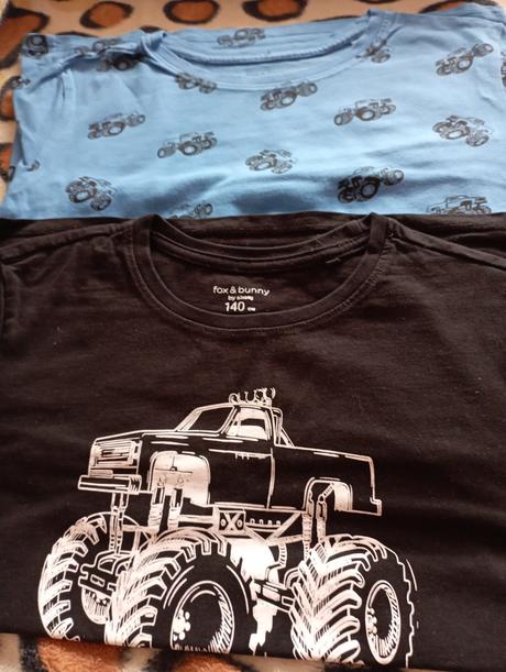 Tričká, sinsay,140