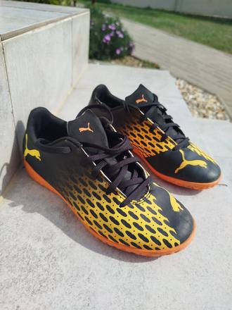 Krásne halové kopačky/tenisky, puma,35