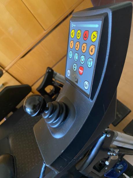 Elektricky vozík puma,