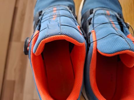 Botasky adas, adidas,38