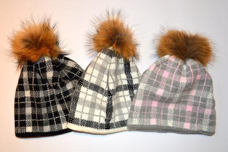 Čiapočka s pravým jemným brmbolcom, <50 - 158