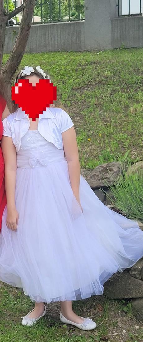 Šaty na prvé sväté prijímanie, 146