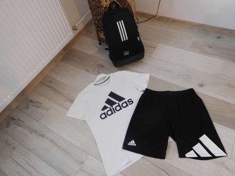 Adidas tričko, kraťasi, ruksak,, m